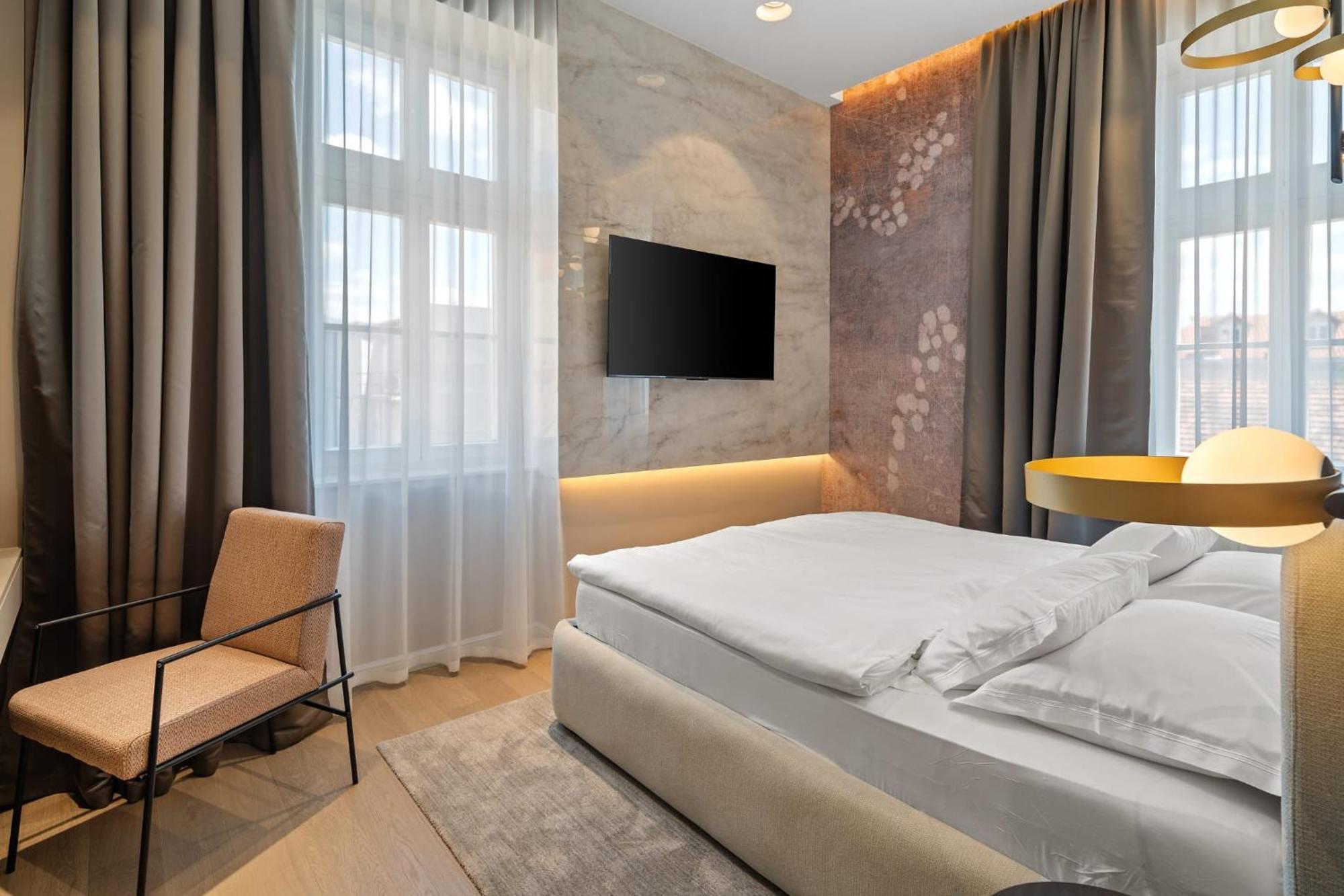 Monamel Luxury Frühstückspension 4*